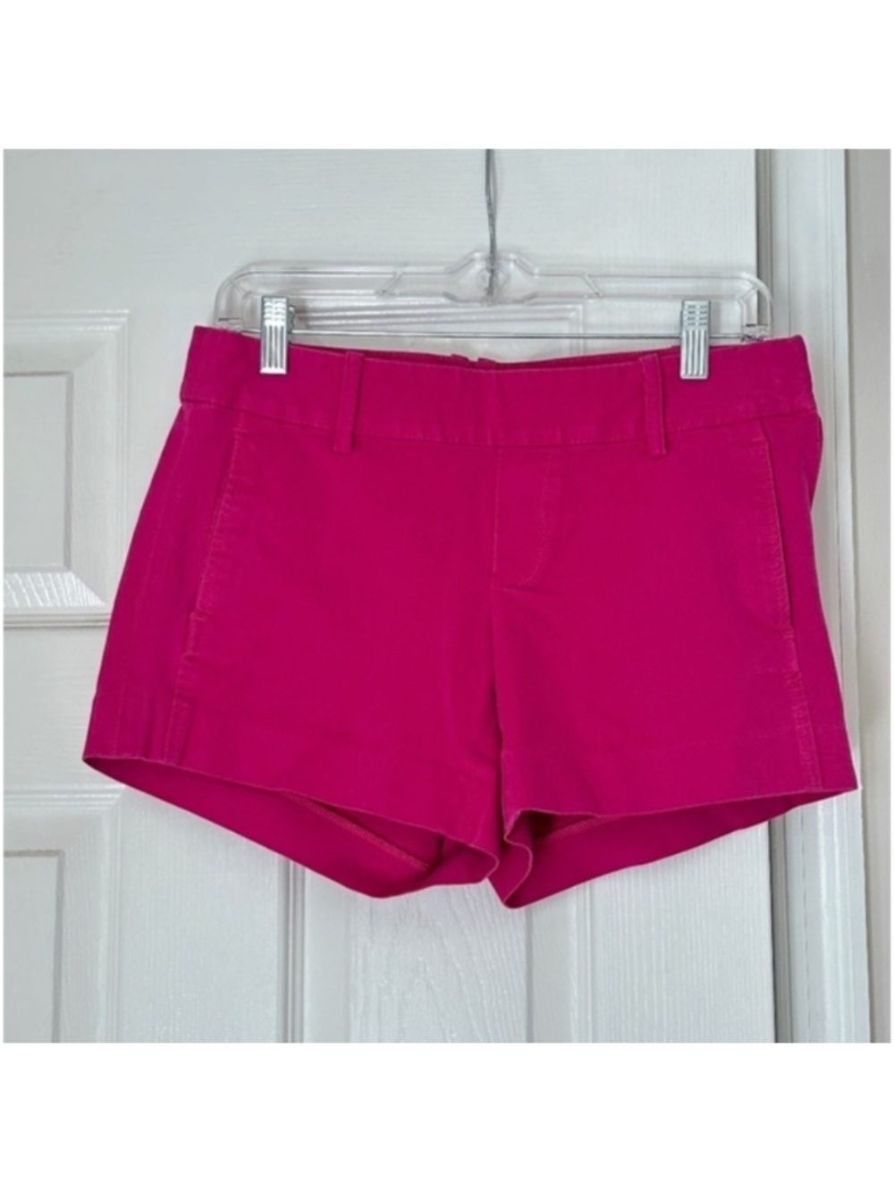 Women's Lilly Pulitzer Sloane Shorts 5" Side Zip Pink Womens Size 4 Excellent
